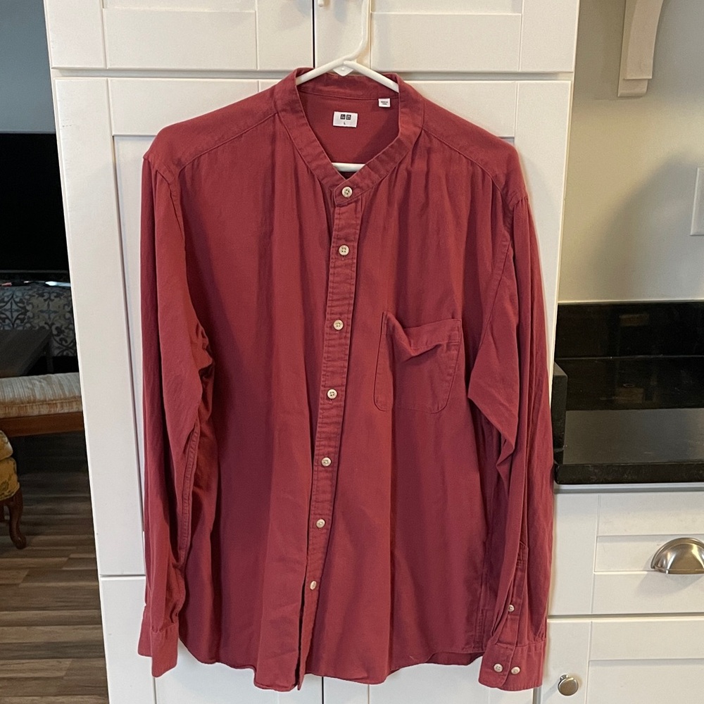 Uniqlo Men's Casual Button Down Shirt - Soft Coral/Red